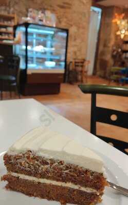 Lusco & Fusco Bakery Café