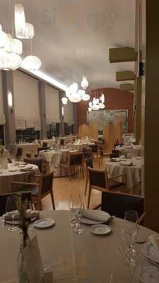 Hq La Galeria Hotel-restaurant
