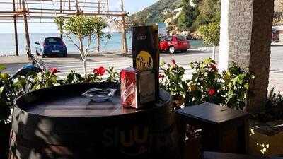 Dis Tinto Restaurante Asador