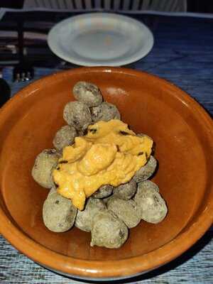 Tasca El Asunto De Los Parres