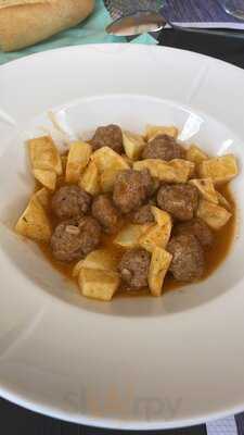 Tasca El Asunto De Los Parres