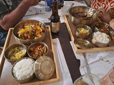 Café Bar Numaru Restaurante Coreano