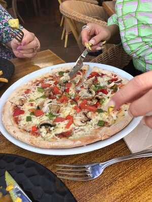 La Pardela Restaurant