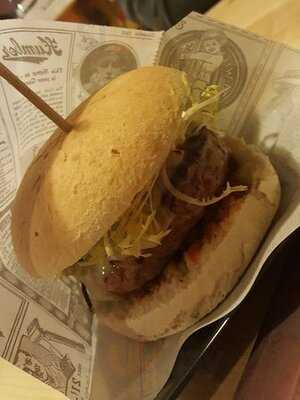 A Vaca Hamburgueseria & Bar