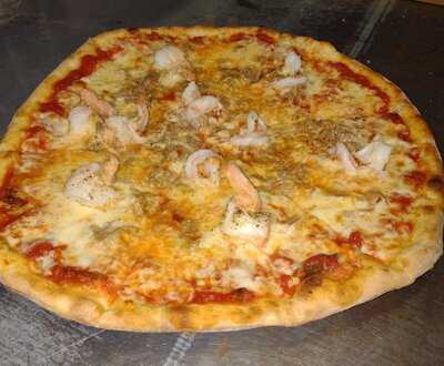 Amore Beach Bar And Restaurant