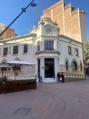 El Repartidor Escola Restaurant Tragaluz - El Llindar