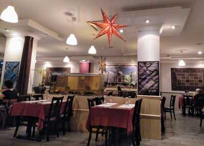 Tandoori Mahal Restaurant