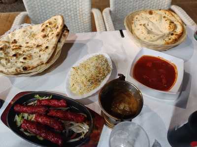 Rainbow Spice Indian Restaurant