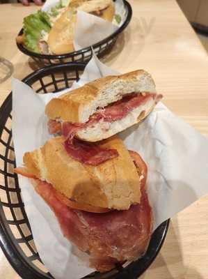 Bar Charcuteria La Garriga