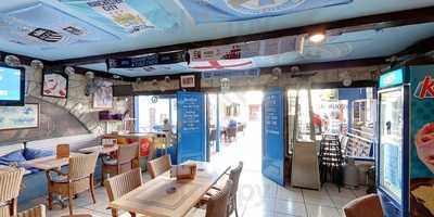 Arthur's Bar & Restaurant