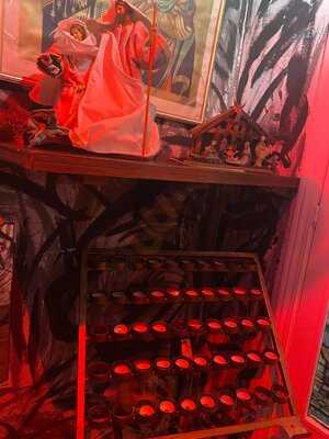 Trinidad Taperia  CafÉ Bar