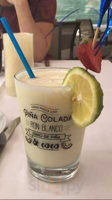 Pueblo Torviscas Pool Bar