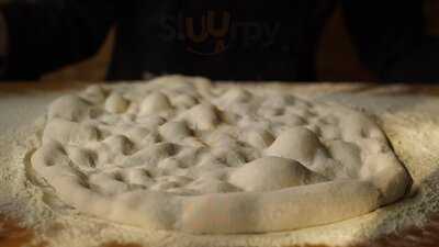 Capote's Pizza Al Taglio Romana