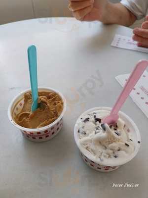 Heladería La Jijonenca