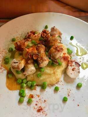 Restaurant At Apartamentos Blancala