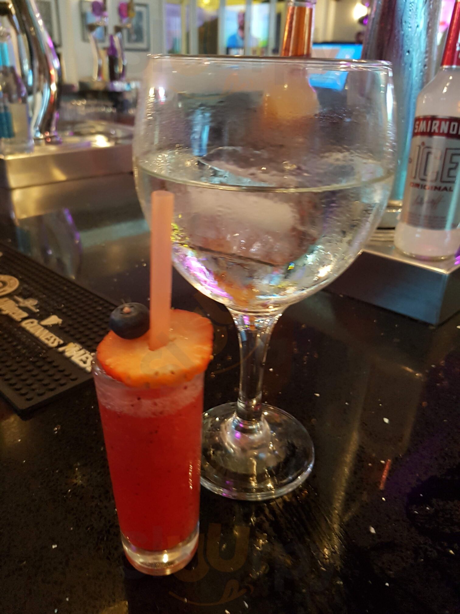 Chemies Lounge Bar