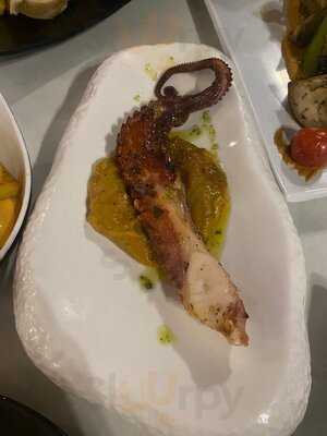 Vinatería La Cava Roquetas