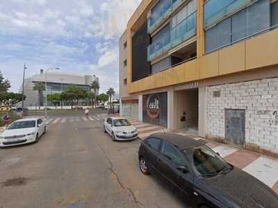 Vinatería La Cava Roquetas