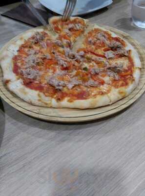 Penda's 130 Italian Food