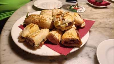 Cristanal Y Gradinata