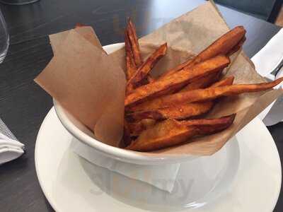 Gasset Restaurante & Lounge Bar