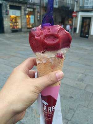 Heladería Puerta Real Santiago