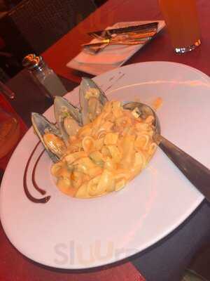 Barbacoa Restaurant & Showbar