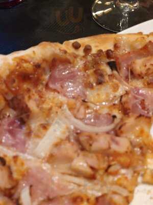 Pizzería Carlos - Photo 8