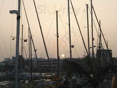 Plaza 24 Restaurante