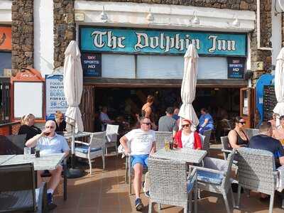 Dolphin Inn