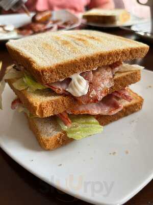 The Three Brothers Bar