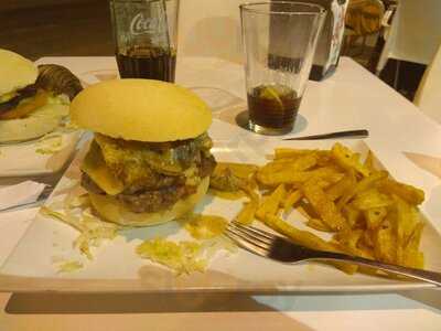 Majareta Franklin Burguer & Cake