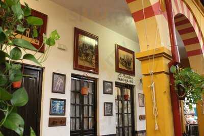 Restaurante Sociedad Plateros María Auxiliadora‎