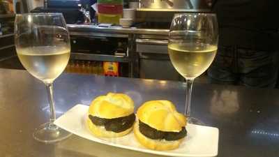 El Celleret Tastets I Tertúlies