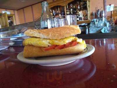 Meson El Sol Y Hotel Santa Teresa