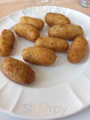 Meson El Sol Y Hotel Santa Teresa