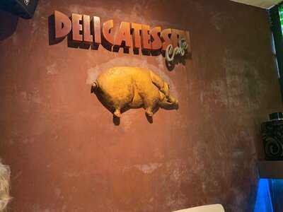 Delicatessen & Cafe