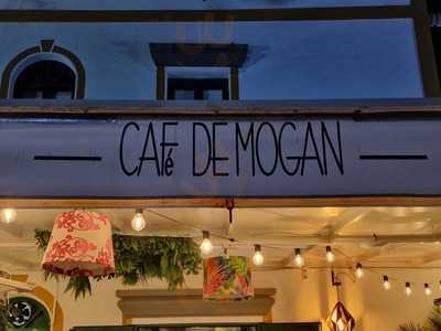 Cafe De Mogan