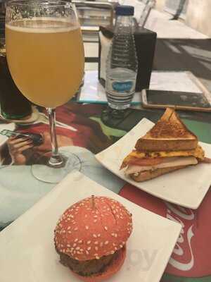 Diner Flamingo - Tapas & Burgers