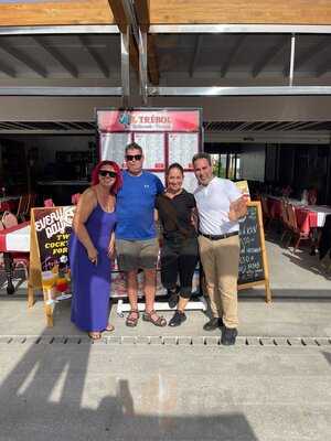 El Trebol Restaurante Pizzería