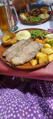 El Trebol Restaurante Pizzería