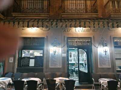 Bar - Restaurante Columbus - Photo 8