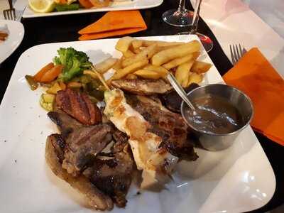 La Gustera Restaurant