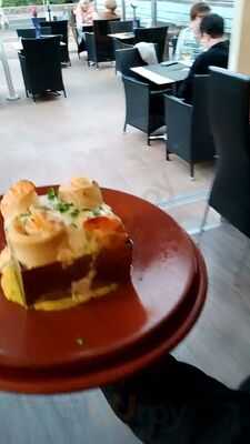 La Gustera Restaurant