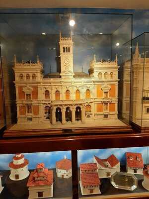 Confiterías Y Pastelerías Cubero