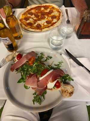 New Superman Italian Restaurant