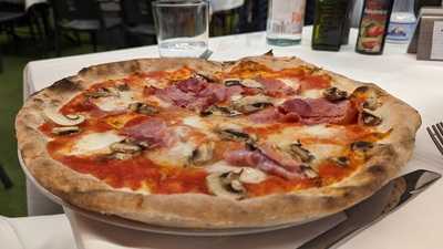 New Superman Italian Restaurant