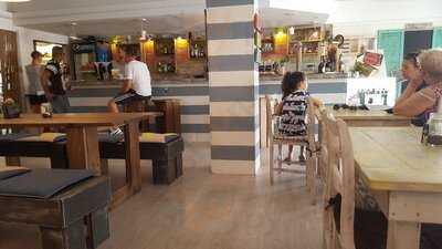 Acqua & Farina Food And Drinks