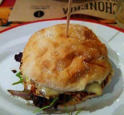 La Colchoneria Rustic Burger