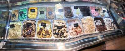 Ferretti Gelato E Caffe